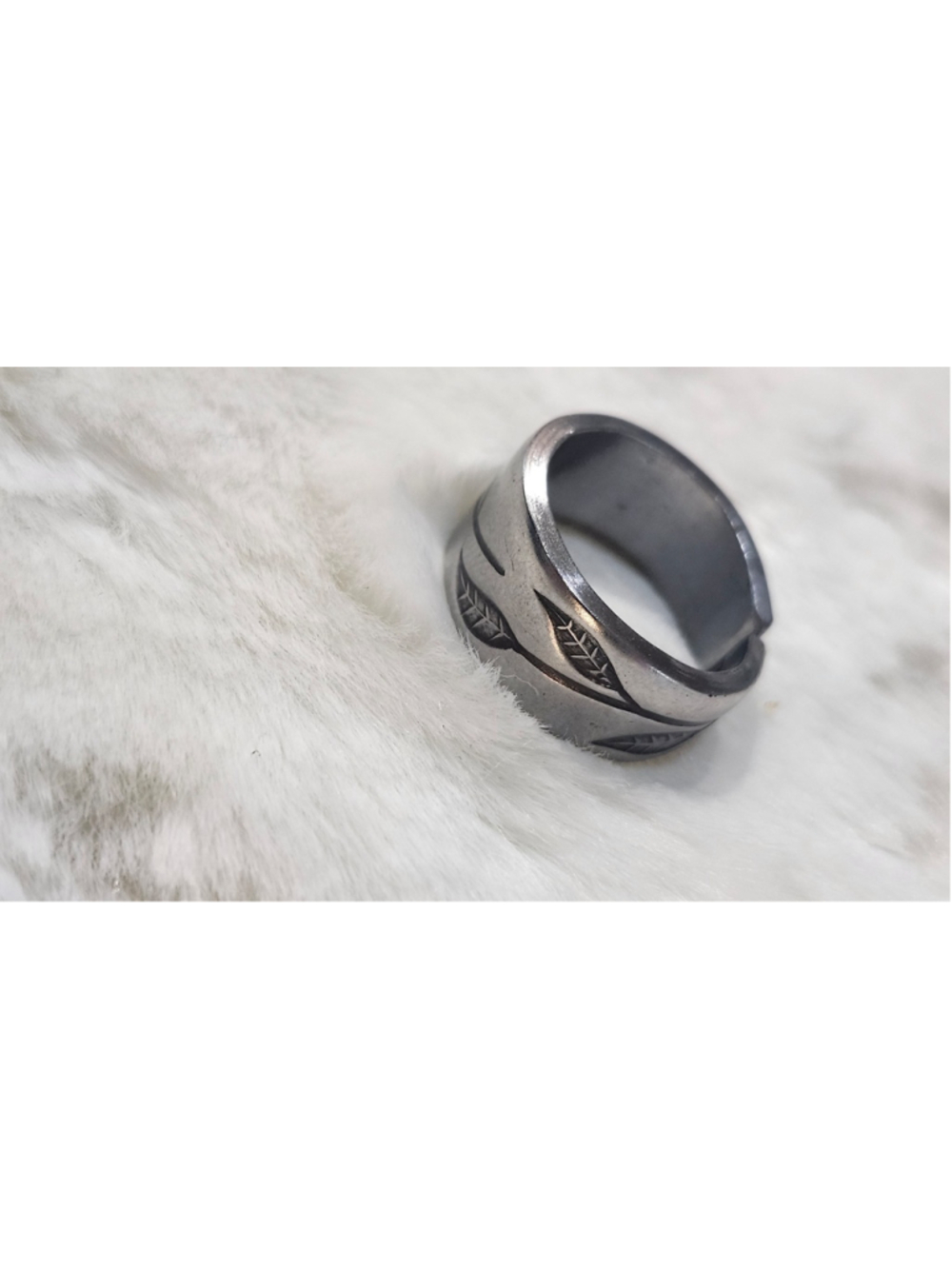Leaf Vine Spoon Ring Size 8 Stainless Steel Spoon Ring - Picture 2 of 4